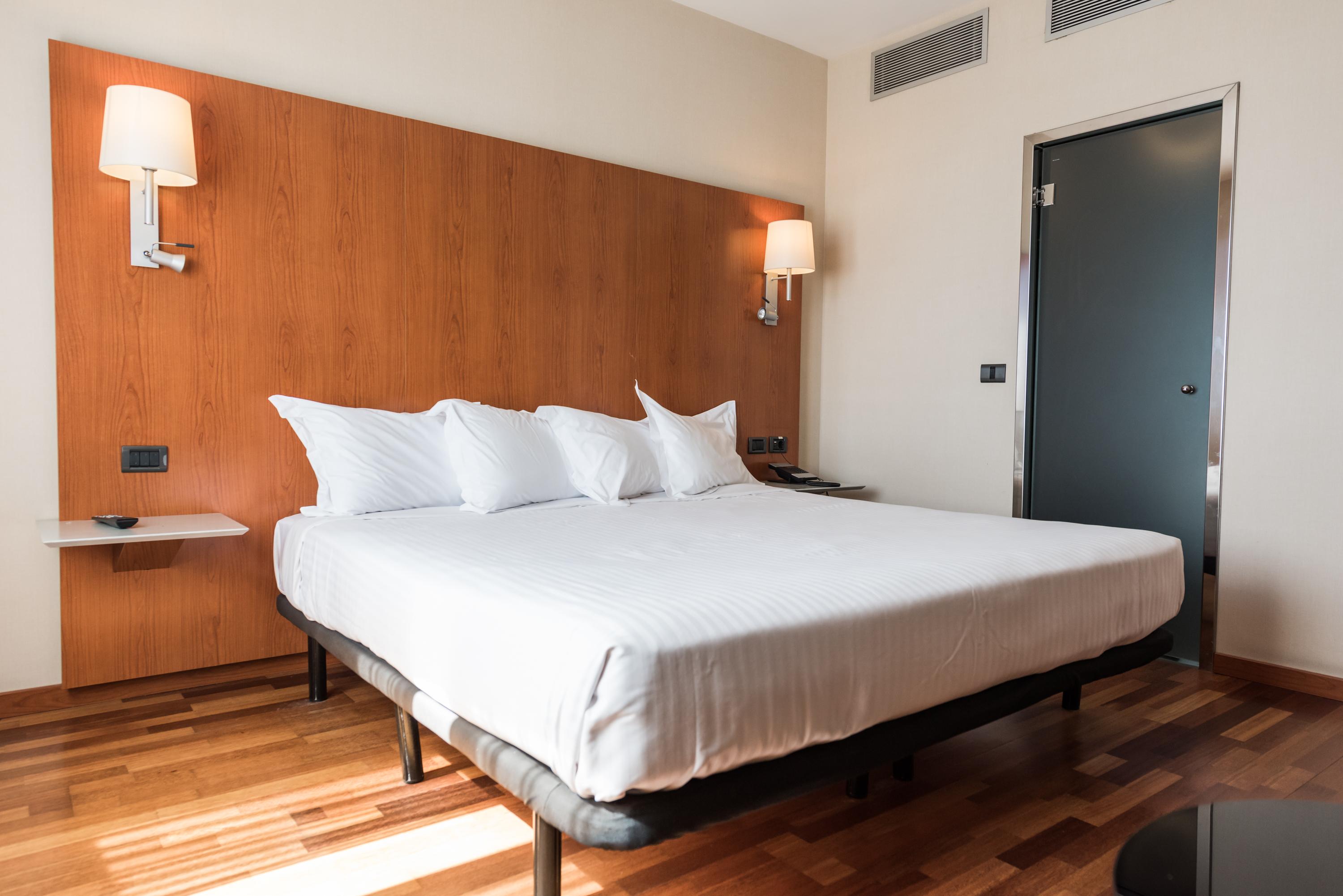 B&B Hotel Эльче Экстерьер фото